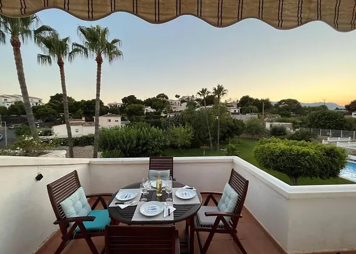 Duplex In Residential Complex With Pool Lejlighed