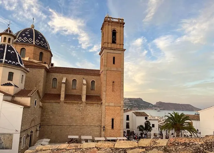 Duplex In Residential Complex With Pool